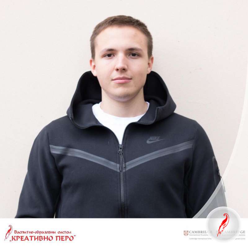 Arman Lupša, a student of the "Kreativno pero" high school at the Utrecht School of Economics!