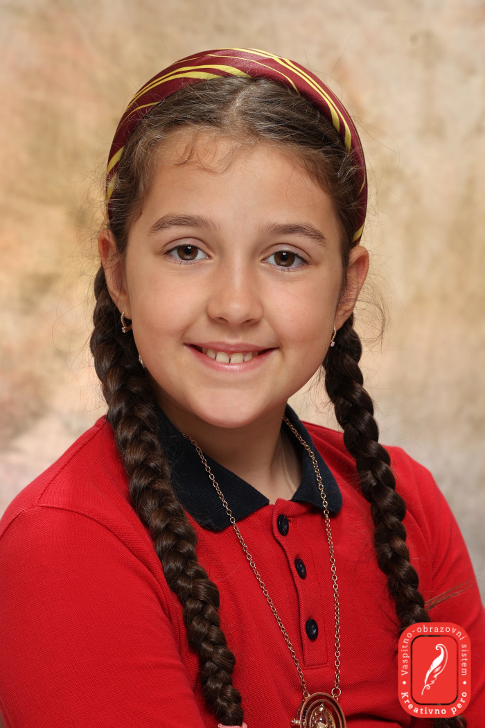 Ученица Основне школе Креативно перо, Лана Малишић, изборила пласман на градско такмичење из математике